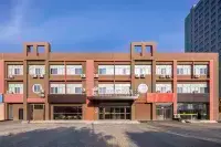 Yilong Anyun Hotel (Nanjing Airport Development Zone Management Committee Branch) Hôtels à proximité de : Oriental Institute of Advanced Studies in Arts and Science
