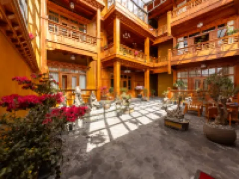 The Snow Realm · Petit Tusi Tibetan Boutique Lodge (Dukezong Ancient Town, Shangri-La) Hotels in Shangri-La