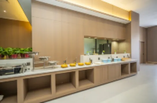 โรงแรมอันรานจู้ (สถานีรถไฟตานตง สะพานขาดแม่น้ำยาลู)