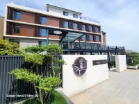 衛輝迎薰小築城市民宿  （鎮國塔店） 鄰近鎮國塔的酒店