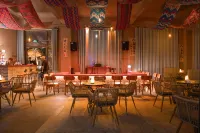 Karamay Western Wuzhen ARULA Hotel - bar