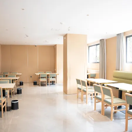 Marriott Lanting Hotel (Shanyang People's Square Bus Station Branch)