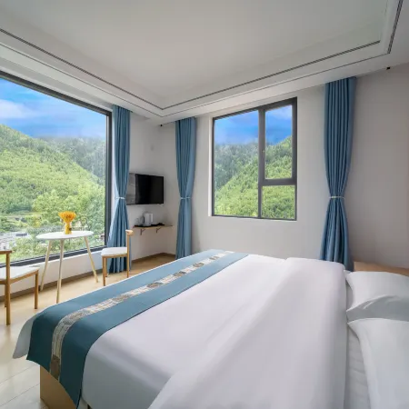 Shili Zhanlan Homestay (Siguniang Mountain)