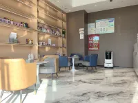 都市花園飯店（伊寧上海城火車站店）