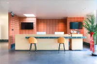 BUDDY HOTEL