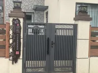 Burqin Wenjin Bieyuan Homestay (Qicai River Fairy Tale Forest Amusement Park)