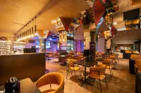 WanGuo Allen Resort Hotel - bar