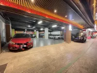 COCO精品飯店（陽江陽西縣西湖公園景區店） - 停車場