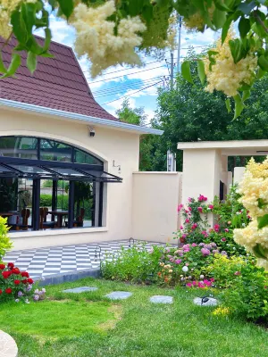 Yanlanli Vacilando | Designer Resort Garden Homestay (Tekes Bagua City)