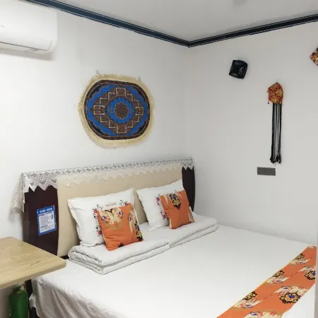 Fengxing Homestay (Putao Valley Scenic Area)