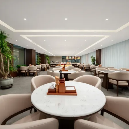 Wutai Mountain Quadrangle Inn Hotel