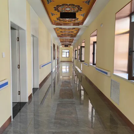 Xiahe Gongbaotang Wellness Center