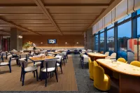 Wuyishan Sangu Resort Area Hampton by Hilton Hotel - parcheggio