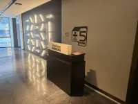 Wanmo E-Sports Hotel (Chengdu Sport University Eastern New District) - Pysäköinti