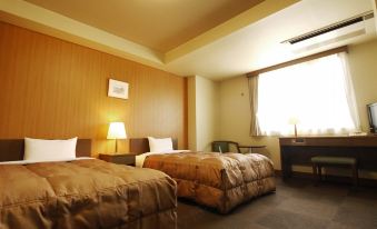 Hotel Route-Inn Takasaki Eki Nishiguchi - Housity