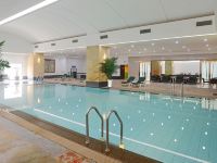 海南君华海逸酒店 - 室内游泳池