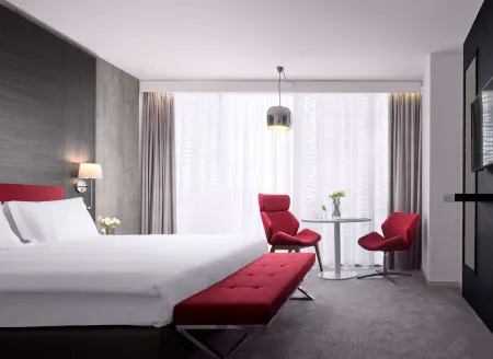 Radisson Blu Hotel, Birmingham Отели рядом с достопримечательностью «Birmingham and Midland Institute»