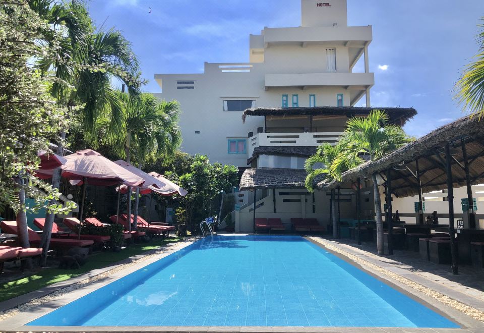 5. 무이네 힐스 블..