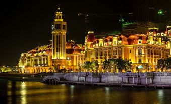 Home Inn Selected (Tianjin Railway Station, Jinwan Square Metro Station)