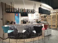 Ibis Hotel (Chongqing Jiefangbei Pedestrian Street  Hongyadong)
