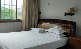 Yongzhou Xinyue Guest House