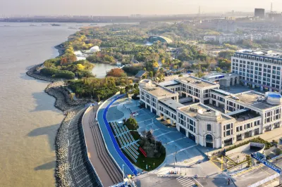 Linjiang International Cruise Hotel (Shanghai Baoyang Road Port Area) Hotels in Baosteel Industrial Park