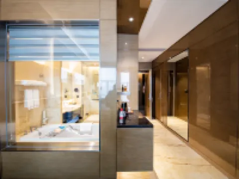 THE HORIZON HOTEL Hotels in Heyuan