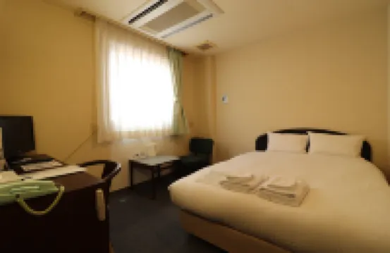 Hotel Green Arbor Hotel berhampiran Sendai International Center