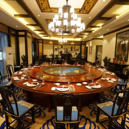 Gladden Hotel