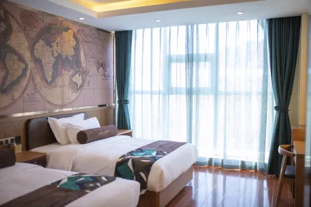 James Joyce Coffetel Hotel (Zhangjiakou Qiaoxi District Government Jinding Plaza) Отели рядом с достопримечательностью «Zhangjiakoubao Sceneic Area»