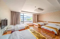 Yixing Mingling Maoshe Hotels near Huangtading Summit