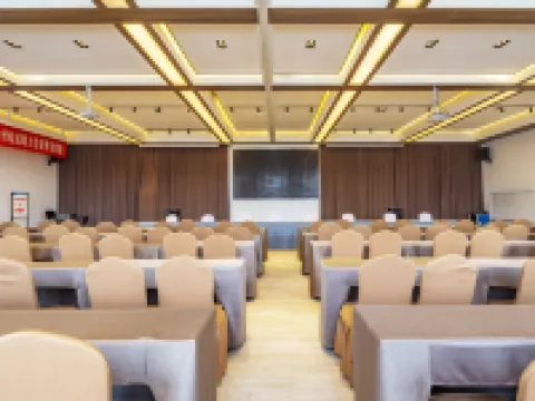 โรงแรมทราเวลเวิลด์ โรงแรมในลั่วหยาง