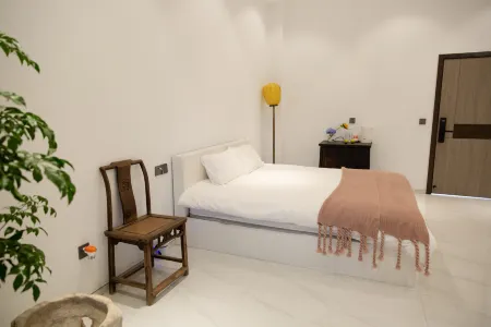 Ruiyuan · Meisu Отели рядом с достопримечательностью «Huzhen Station»