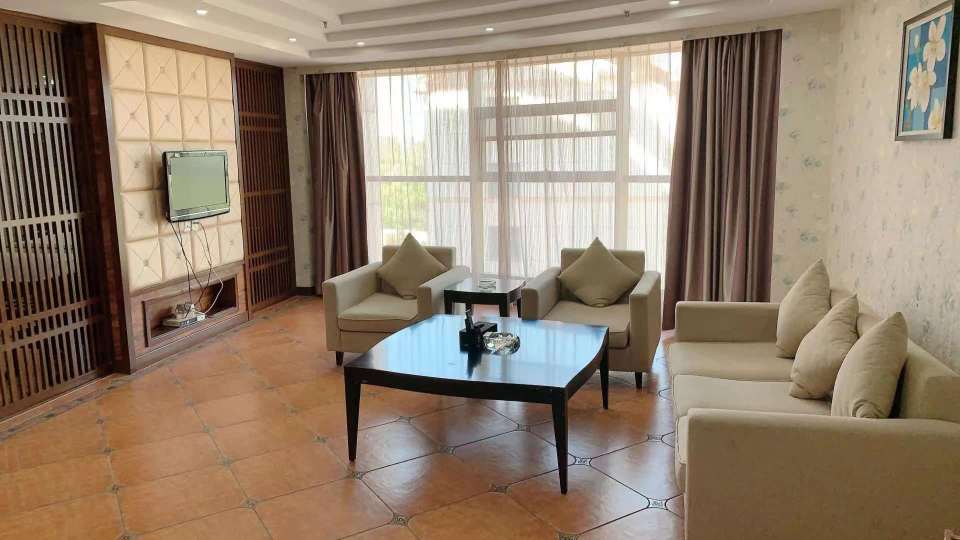 Qide Hotel Over view