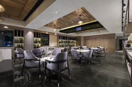 Shigatse Shunyi Starlight Hotel (Zashlunbu Temple) Отели в г. Шигадзе