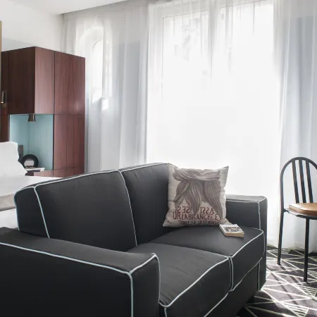 Hotel Eiffel Blomet