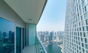 Vacation Bay - Sea view property in Dubai Marina