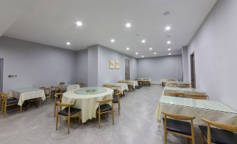 Yuejia Hotel (Nanchang Bayi Plaza Railway Station)