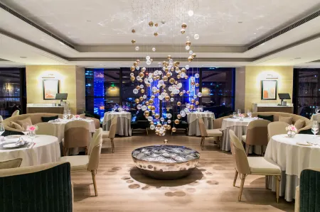 Oakwood Premier Guangzhou Отели рядом с достопримечательностью «Guangdong Technical College of Water Resources and Electric Engineering Tianhe Campus»