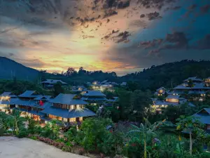 Floral Hotel·Yao Mother's Guest Hotel (wangtianshu scenic spot in Xishuangbanna)