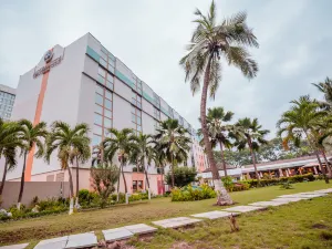 アクラ シティ ホテル