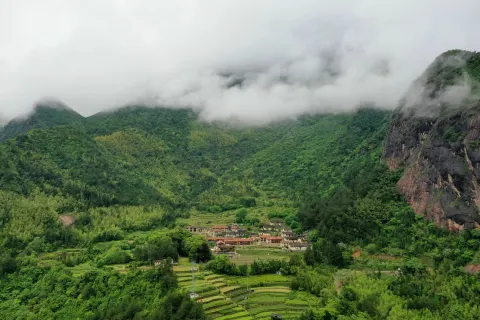 Leliving Qishan Xiayin Manor