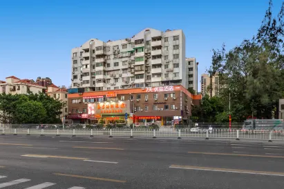 7 Days Premium (Guangzhou Fangcun Guanggang New City, Hedong Metro Station)
