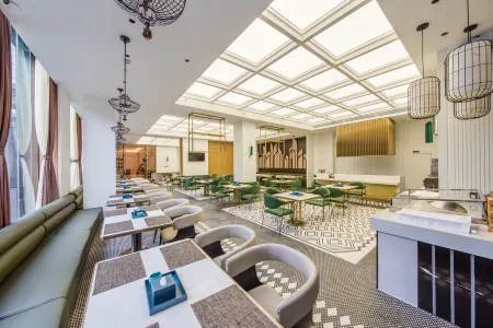 Venus International Hotel (Yuelushan University) Отели рядом с достопримечательностью «Hunan University (Career School District)»