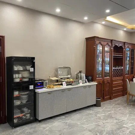 Huating Hotel