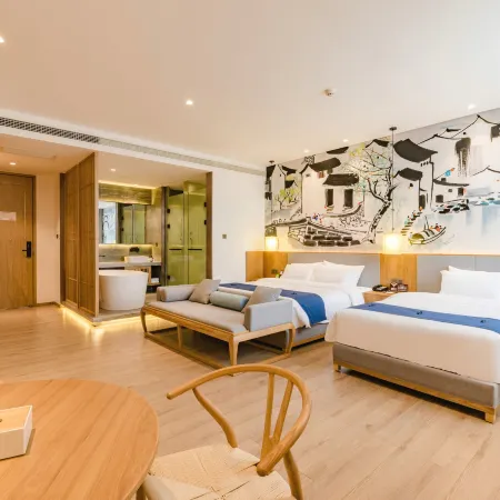 Xinyang Nanwan Lake Camellia Hotel