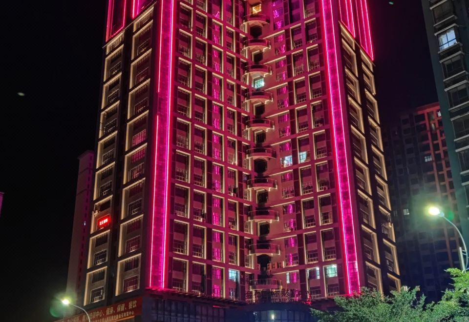 Fangchenggang golden stone lake haihui hotel (sunshine coast) - Housity