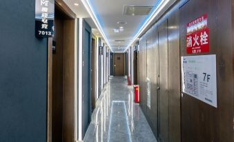 MT Magic E-sports Hotel