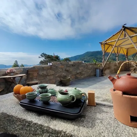 Yuelan·Muyi Shanju Holiday House