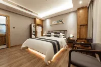 Langzhong Kerenju B&B (Zhuangyuan Paifang Branch) - Romantic